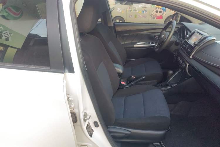 Used Toyota YARiS L 2015 1.5E Automatic Charm Edition
