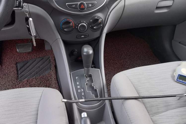 Used Hyundai Verna (older generation) 2014 1.4L Automatic Fashion GS Model