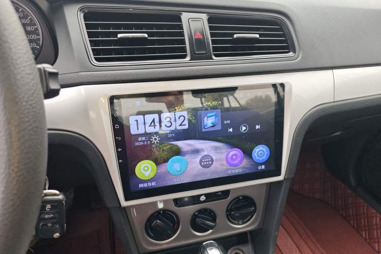 Used Volkswagen Lavida 2013 Revised Classic 1.6L Automatic Fashion Edition