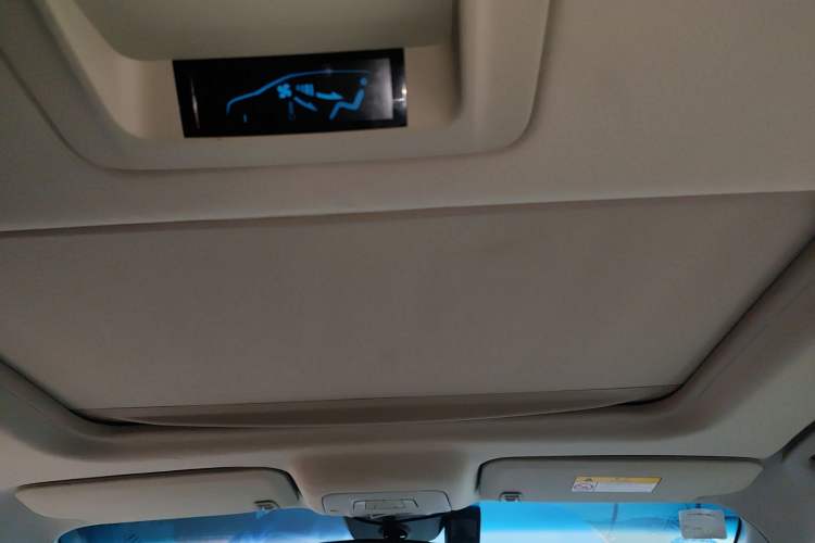 Used Buick GL8 2014 3.0L GT Luxury Business Haoya Edition
