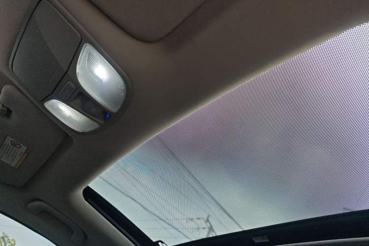 Used Hyundai Sonata 2014 2.0L Automatic Luxury Edition
