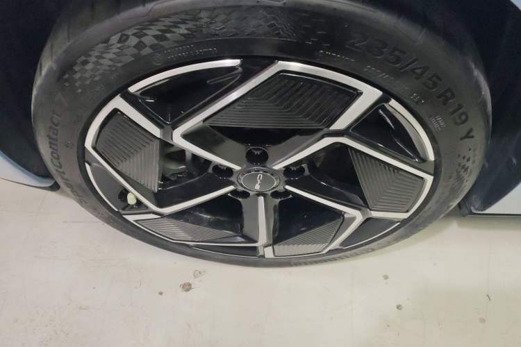 Used BYD Seal 2022 700 km Long-Range Rear-Wheel-Drive Version
