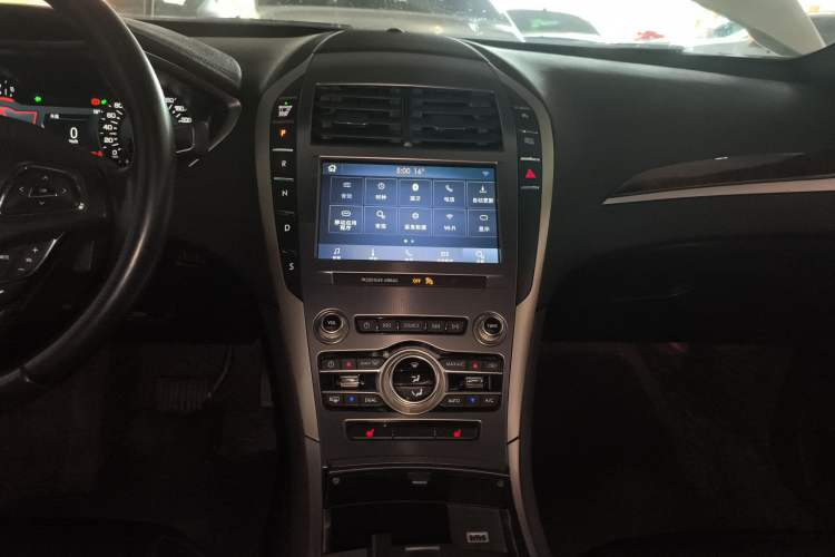 Used Lincoln MKZ 2020 2.0T Deluxe Edition
