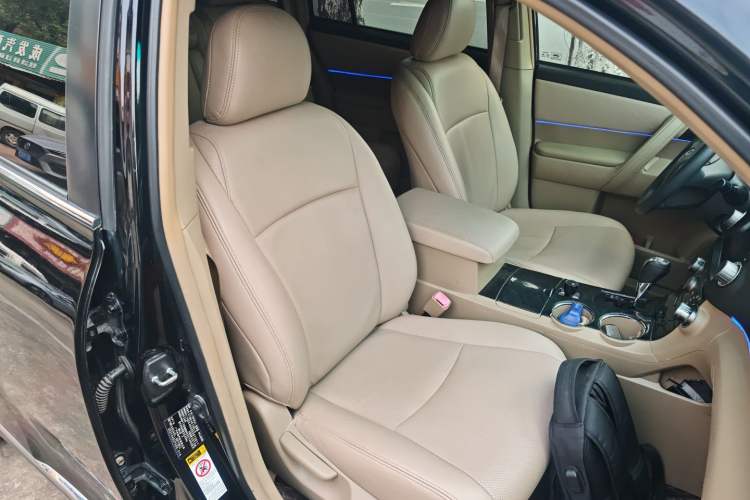 Used Toyota Highlander 2012 2.7L Two-Wheel Drive 7-Seater Elite Edition
