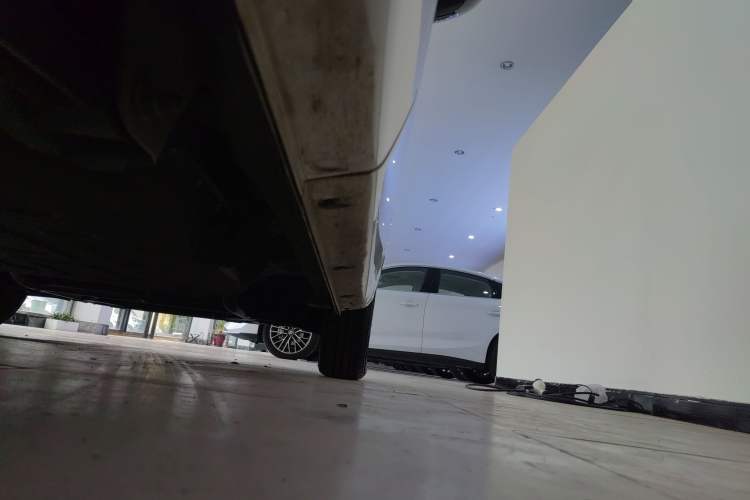 Used Chery QQ Ice Cream 2024 Youth Edition 205km Milkshake
