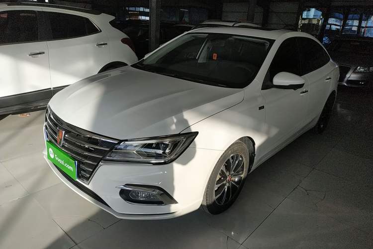 Used Roewe i5 2020 1.5L Automatic 4G Connect Luxury Flagship Edition
