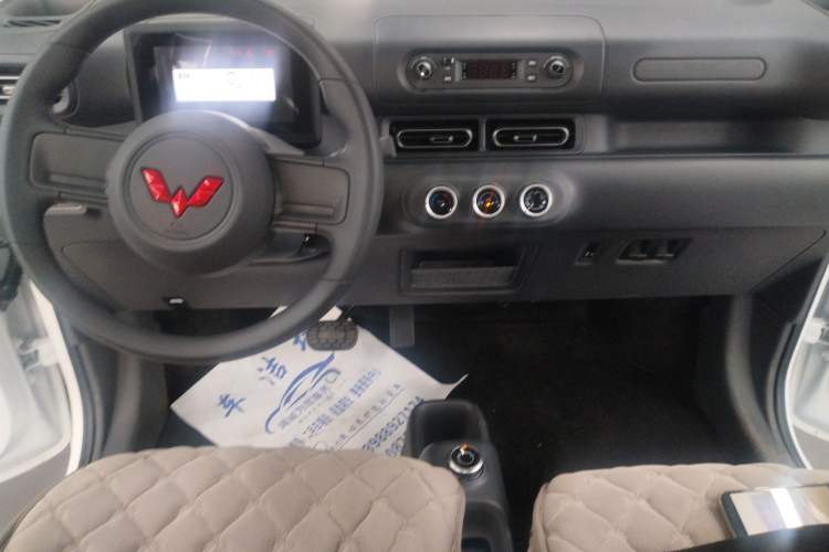 Used Wuling Zhiguang New Energy 2025 Standard Model