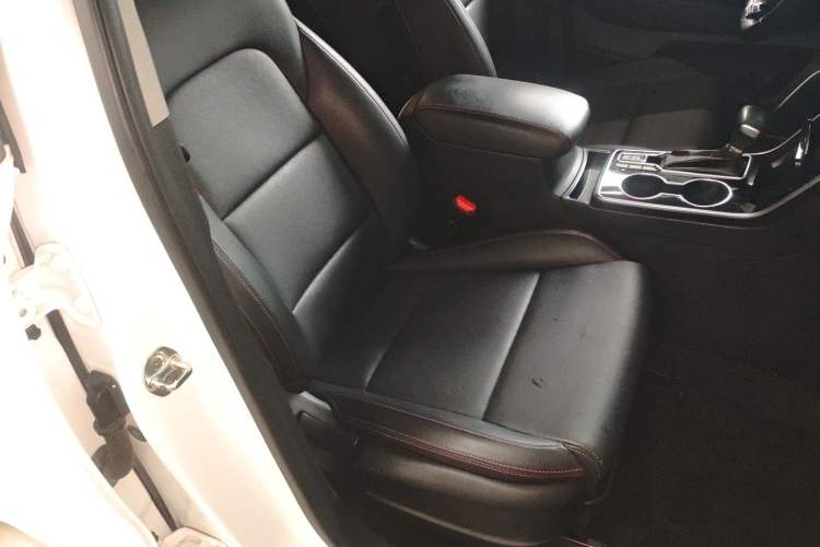 Used Kia KX5 2019 1.6T Automatic Two-Wheel Drive Luxury Edition
