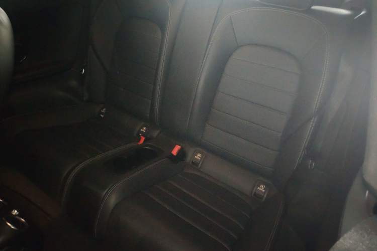 Used Mercedes-Benz C-Class (Import) 2018 C 200 4MATIC Coupe
