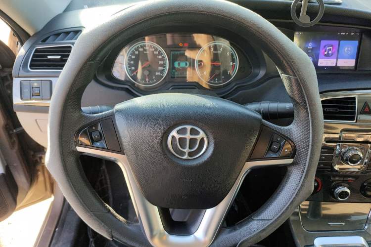 Used Brilliance H530 2011 1.6L Manual Comfort Version
