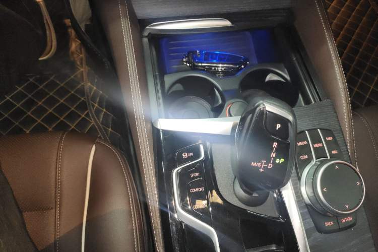 Used BMW 5 Series 2022 530Li Leading Model M Sport Package