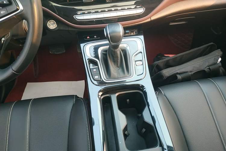 Used GAC Trumpchi M6 2023 PRO 270T DCT Luxury Edition
