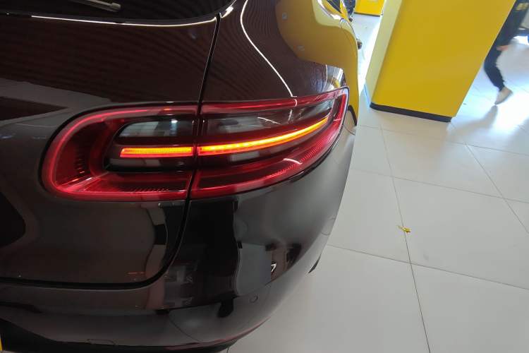 Used Porsche Macan 2017 Macan 2.0T
