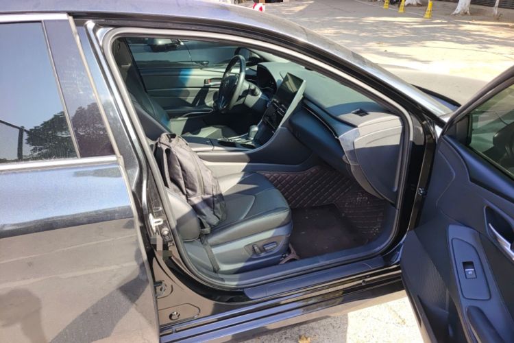 Used Toyota Avalon 2022 Dual-Engine 2.5L Luxury Edition