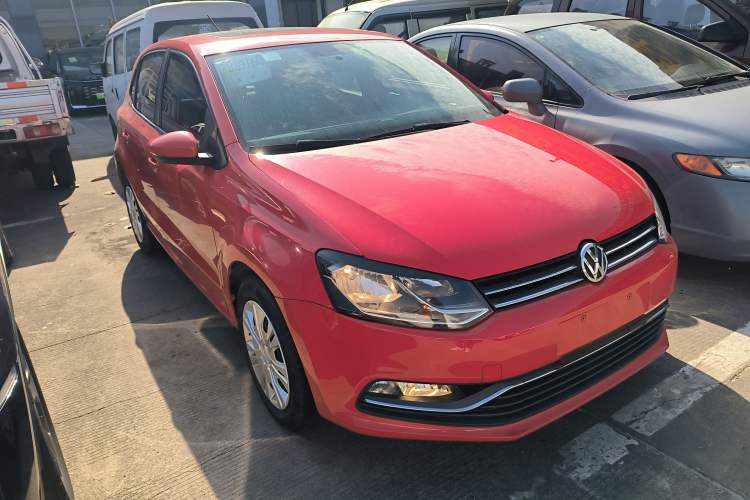 Used Volkswagen Polo 2016 1.6L Automatic Comfort Model
