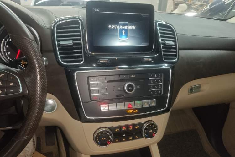 Used Mercedes-Benz GLE 2017 GLE 400 4MATIC
