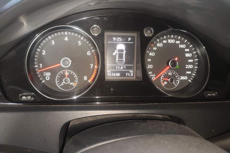 Used Volkswagen Magotan 2013 2.0 TSI Luxury Model