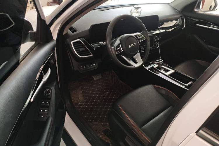 Used Kia Seltos 2023 1.5L CVT Luxury Edition
