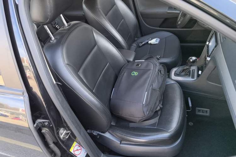 Used Volkswagen Lavida 2013 Revised Classic 1.6L Automatic Fashion Edition