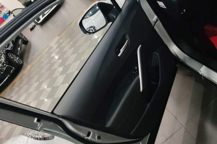 Used Toyota FRONTLANDER 2022 2.0L CVT Luxury Edition
