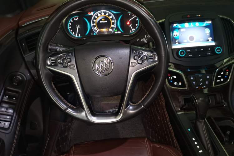 Used Buick LaCrosse 2013 2.4L SIDI Luxury Comfort Edition