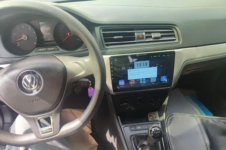 Used Volkswagen Lavida 2019 Lavida Start 1.5L Manual Fashion Edition China VI Standard