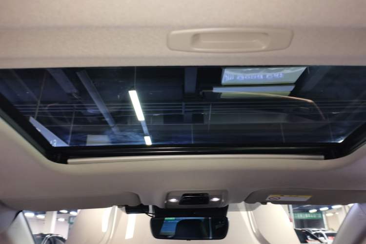 Used Toyota bZ3 2023 616 km Long-Range Premium
