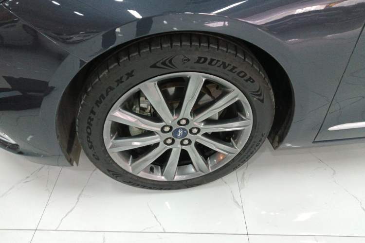 Used Ford Taurus 2019 EcoBoost 245 Premium Edition
