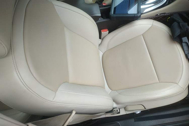 Used Buick Regal 2015 2.0L Leading Fashion Edition
