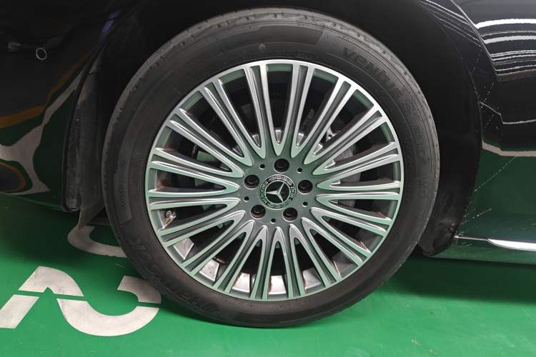 Used Mercedes-Benz E-Class 2020 Restyled E 300 L Exclusive Edition
