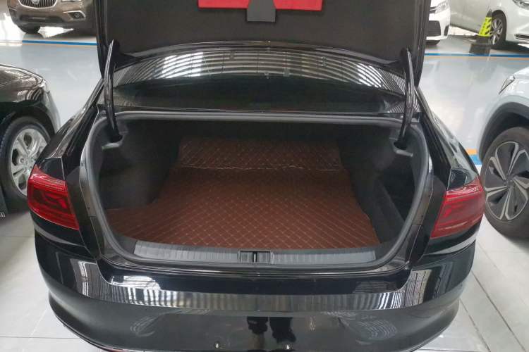 Used Volkswagen Magotan 2023 2 Million Units Limited-Edition 280TSI DSG Comfort Version
