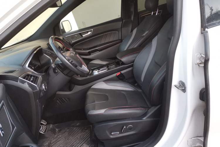 Used Ford Edge 2020 EcoBoost 245 4x4 ST-Line 7-Seater
