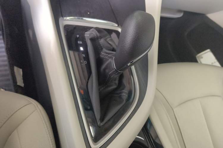 Used Buick GL6 2019 18T 6-Seater Elite Version China VI Standard
