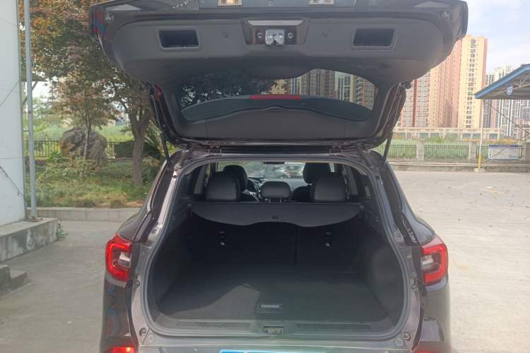 Used Renault Kadjar 2017 2.0L Two-Wheel-Drive Leading Edition
