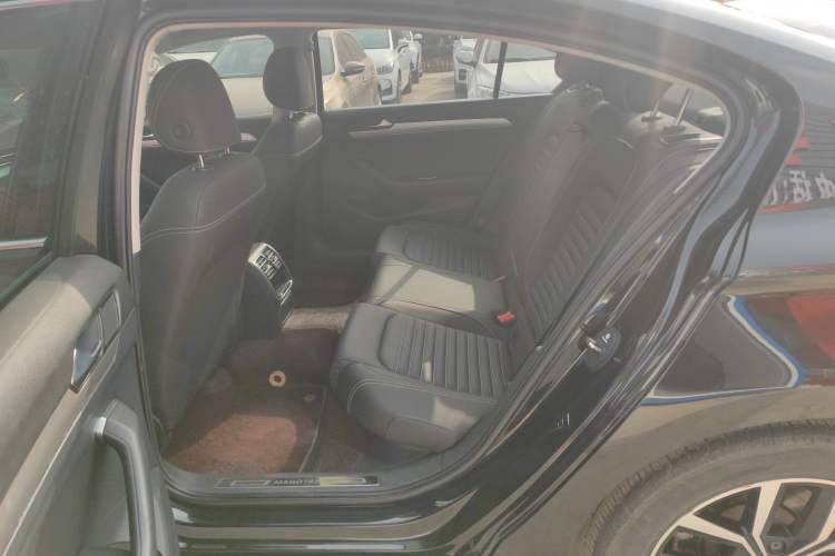 Used Volkswagen Magotan 2020 280TSI DSG Comfort Edition
