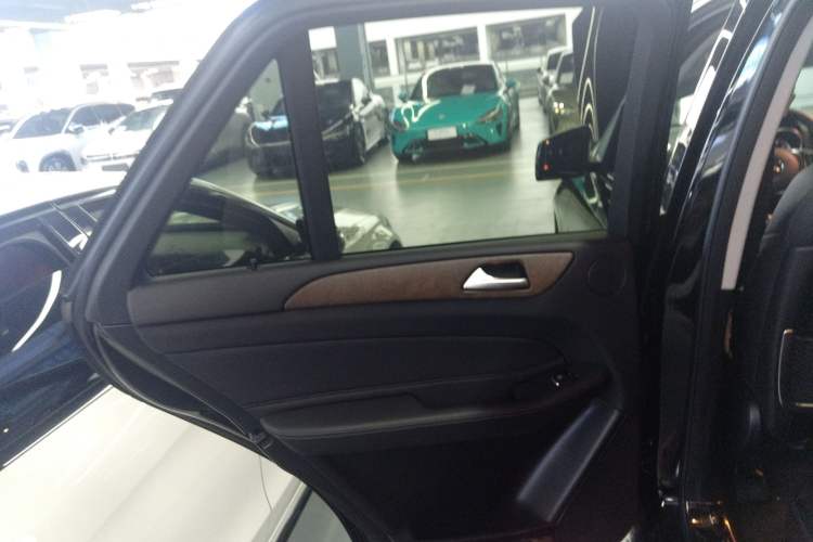 Used Mercedes-Benz GLE 2018 GLE 320 4MATIC Dynamic Edition Collector's Edition