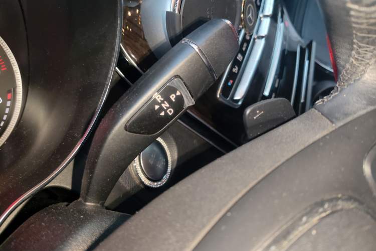 Used Mercedes-Benz GLC 2017 GLC 260 4MATIC Luxury Model
