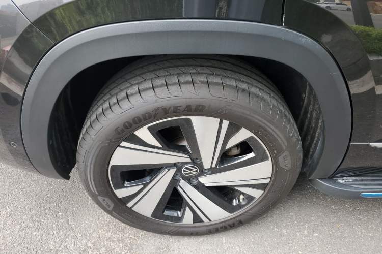 Used Volkswagen Teramont X 2021 330TSI Two-Wheel-Drive Prestige Luxury Edition
