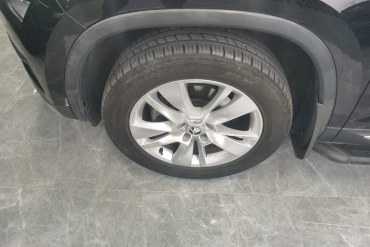 Used Skoda Kodiaq 2018 TSI330 5-Seater Two-Wheel-Drive Luxury Edition
