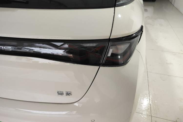 Used BYD Dolphin 2025 420km Free Edition
