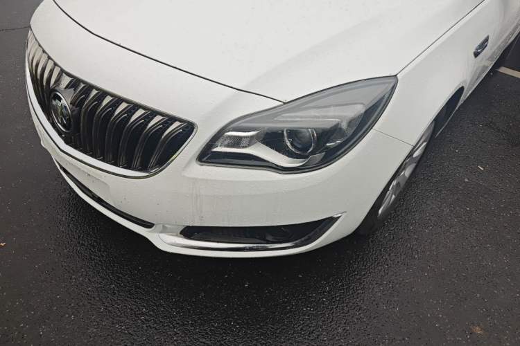 Used Buick Regal 2015 2.0L Leading Fashion Edition