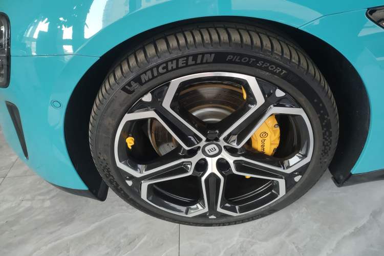 Used  SU7 2024 Four-Wheel-Drive Max Founder's Edition