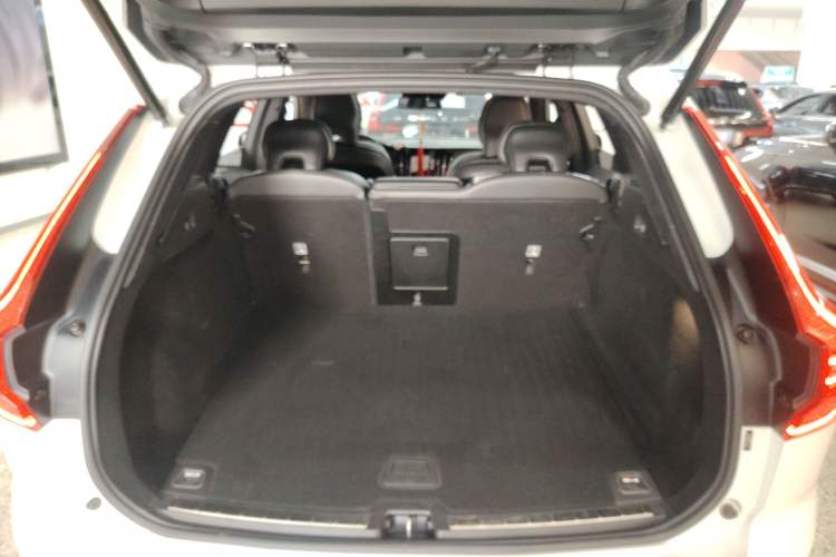 Used Volvo XC60 2021 T5 4x4 Zhiyi Sport Edition