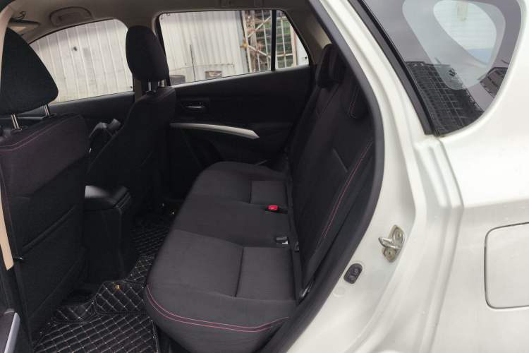 Used Suzuki S-Cross 2014 1.6L CVT Two-Wheel Drive Entry Model