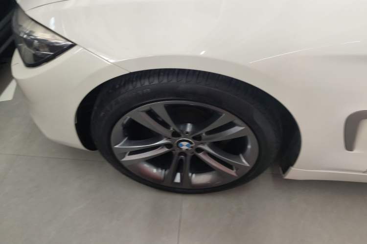 Used BMW 4 Series 2014 420i Convertible Design Line Package
