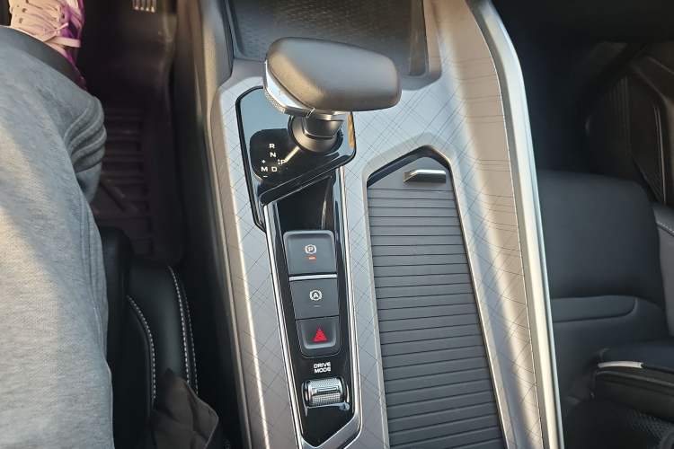 Used Geely Auto Preface 2021 2.0TD Luxury Version
