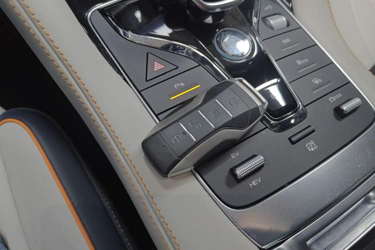 Used BYD Song PLUS New Energy 2021 DM-i 110KM Flagship Model
