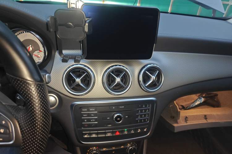 Used Mercedes-Benz GLA 2016 GLA 220 4MATIC Fashion Edition
