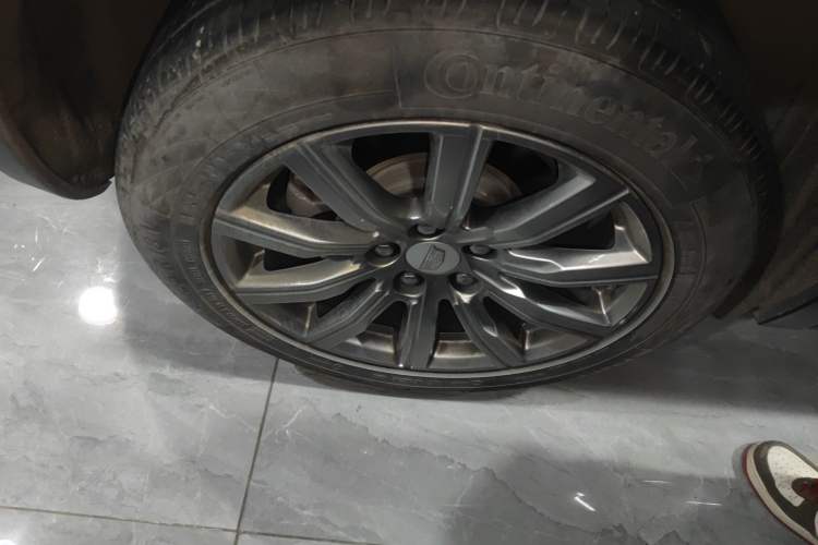 Used Cadillac XT4 2020 28T Two-Wheel-Drive Leading Version
