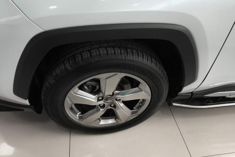 Used Toyota RAV4 2021 2.0L CVT Two-Wheel Drive Fashion PLUS Edition
